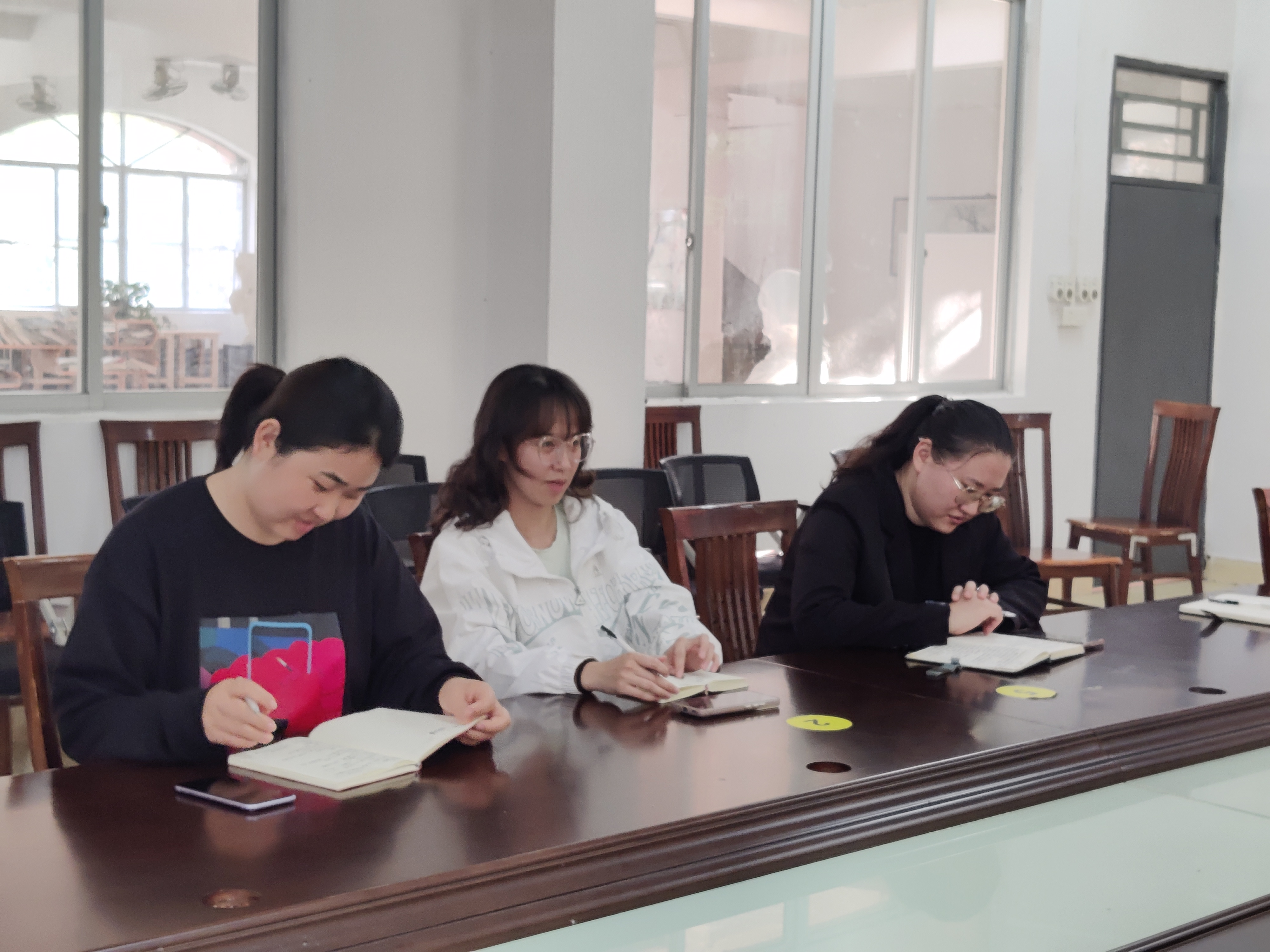 业务培训1.jpg 业务培训1.jpg